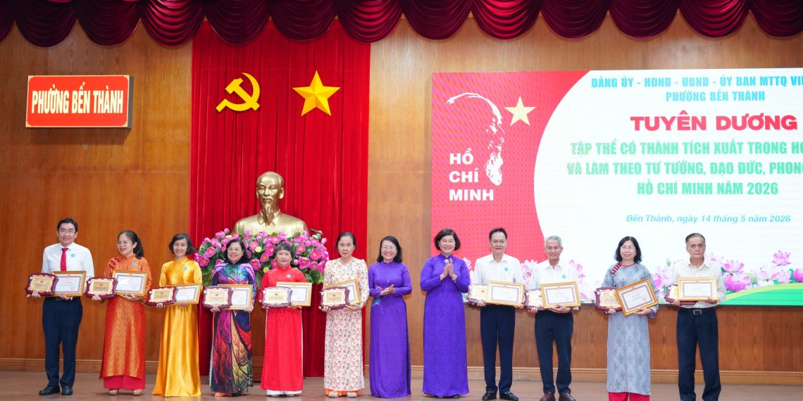 PHƯỜNG BẾN THÀNH HỌP MẶT KỶ NIỆM NHIỀU DẤU MỐC LỊCH SỬ GẮN VỚI CHỦ TỊCH HỒ CHÍ MINH