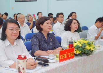TỔ ĐẠI BIỂU QUỐC HỘI KHÓA XVI ĐƠN VỊ BẦU CỬ SỐ 6 TIẾP XÚC CỬ TRI