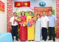 CHI BỘ CÔNG THƯƠNG 2 TRUNG TÂM CUNG ỨNG DỊCH VỤ CÔNG PHƯỜNG BẾN THÀNH KẾT NẠP ĐẢNG VIÊN NHÂN KỶ NIỆM NGÀY SINH CHỦ TỊCH HỒ CHÍ MINH