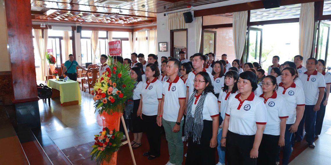 ĐẢNG ỦY CÁC CƠ QUAN ĐẢNG PHƯỜNG BẾN THÀNH HỌP MẶT KỶ NIỆM 136 NĂM NGÀY SINH CHỦ TỊCH HỒ CHÍ MINH; 115 NĂM NGÀY BÁC HỒ RA ĐI TÌM ĐƯỜNG CỨU NƯỚC; BIỂU DƯƠNG CÁC GƯƠNG TIÊU BIỂU HỌC TẬP VÀ LÀM THEO TƯ TƯỞNG, ĐẠO ĐỨC, PHONG CÁCH HỒ CHÍ MINH VÀ SINH HOẠT CHUYÊN ĐỀ QUÝ II NĂM 2026