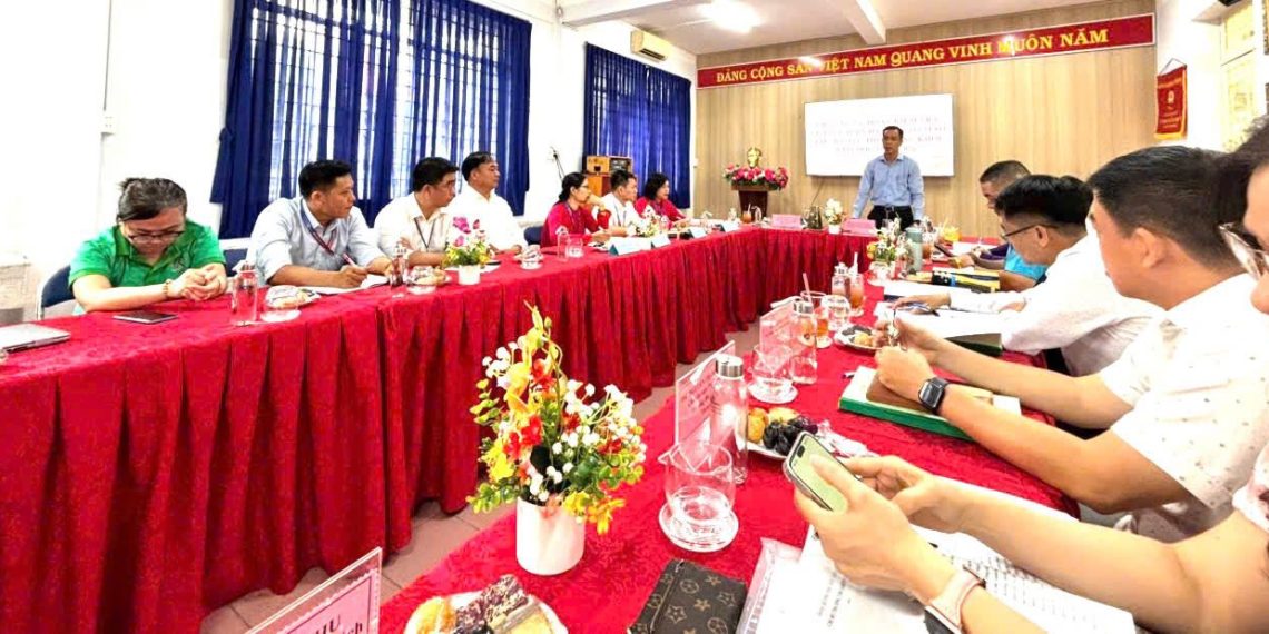 TRƯỜNG THCS ĐỒNG KHỞI ĐÓN ĐOÀN KIỂM TRA THỰC HIỆN DÂN CHỦ Ở CƠ SỞ NĂM HỌC 2025 – 2026