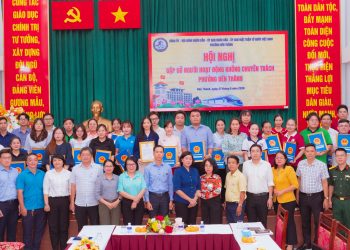 PHƯỜNG BẾN THÀNH GẶP GỠ NGƯỜI HOẠT ĐỘNG KHÔNG CHUYÊN TRÁCH