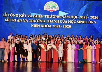 LỄ TỔNG KẾT VÀ KHEN THƯỞNG, LỄ TRI ÂN VÀ TRƯỞNG THÀNH HỌC SINH KHỐI 5: HÀNH TRÌNH GIEO HẠT YÊU THƯƠNG- KẾT NỐI TRI THỨC SỐ – KIẾN TẠO CÔNG DÂN TOÀN CẦU