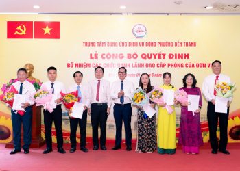 TRUNG TÂM CUNG ỨNG DỊCH VỤ CÔNG PHƯỜNG BẾN THÀNH CÔNG BỐ QUYẾT ĐỊNH BỔ NHIỆM CÁC CHỨC DANH LÃNH ĐẠO CẤP PHÒNG