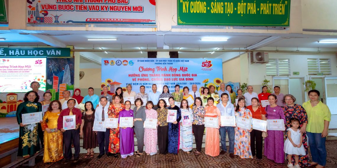 PHƯỜNG BẾN THÀNH HỌP MẶT KỶ NIỆM NGÀY GIA ĐÌNH VIỆT NAM