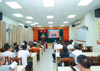 PHƯỜNG BẾN THÀNH TIẾP SÓNG HỘI NGHỊ TOÀN QUỐC NGHIÊN CỨU, HỌC TẬP, QUÁN TRIỆT VÀ TRIỂN KHAI THỰC HIỆN NGHỊ QUYẾT 10-NQ/TW
